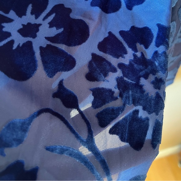 LOGO Lori Goldstein Royal Blue Top with Raised Velvety Floral Overlay at Back - Picture 13 of 15